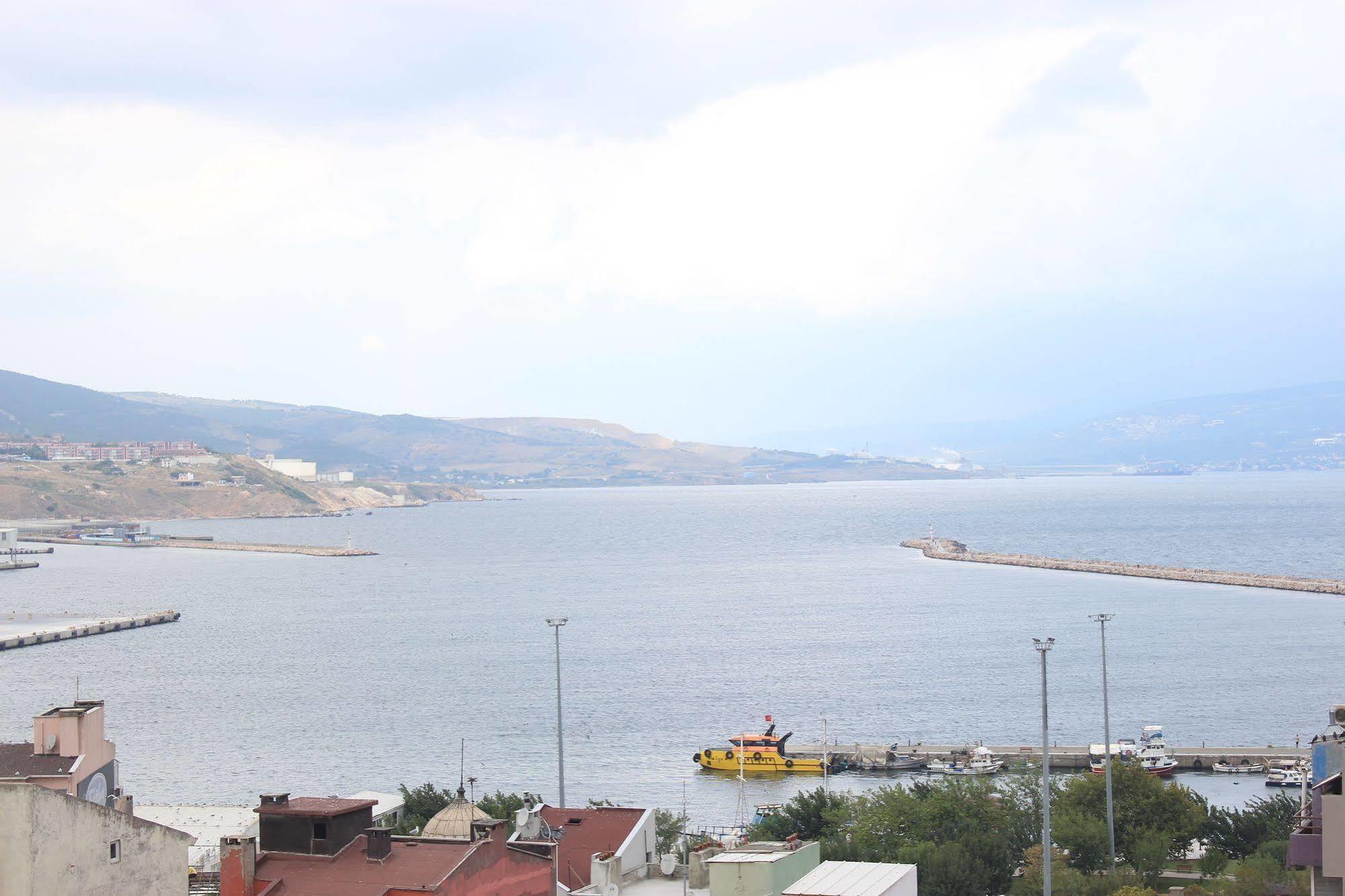 Grand Serenay Hotel Бандирма Екстер'єр фото